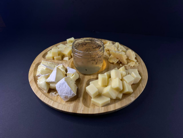 Классическая сырная тарелка