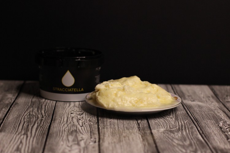 Сыр Страчателла