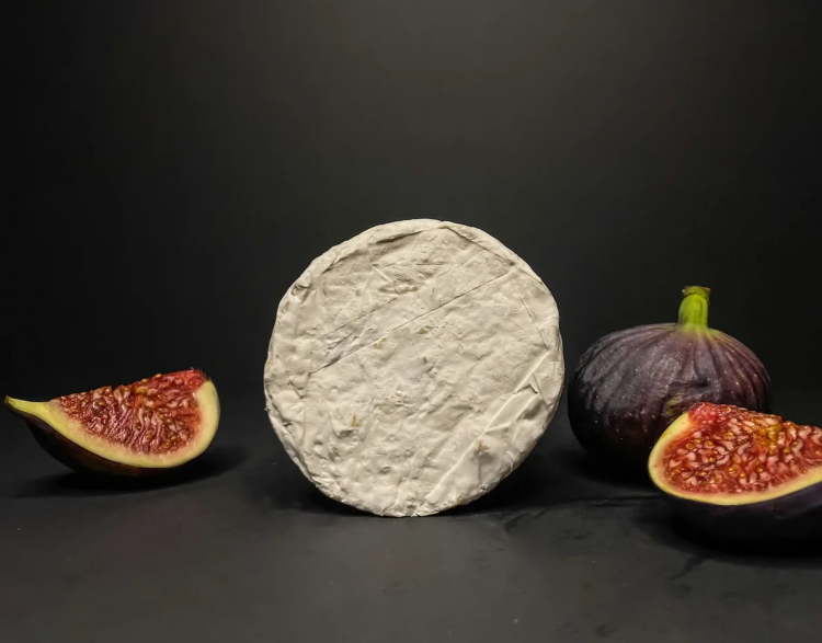 Сыр Камамбер с трюфелем