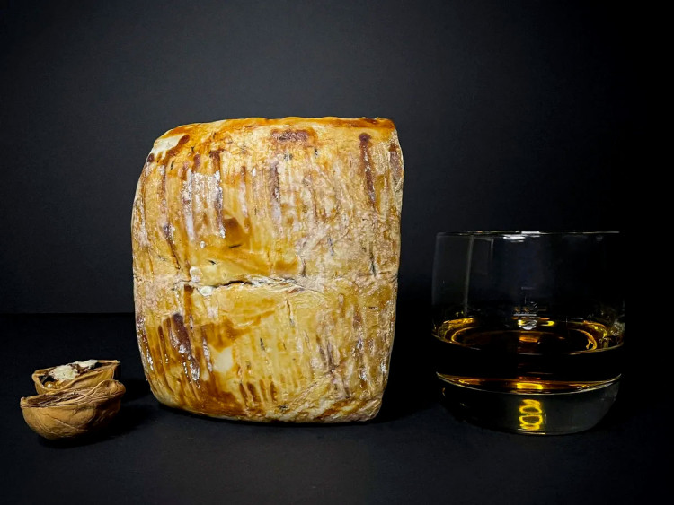 Сыр Молисардо с трюфелем 